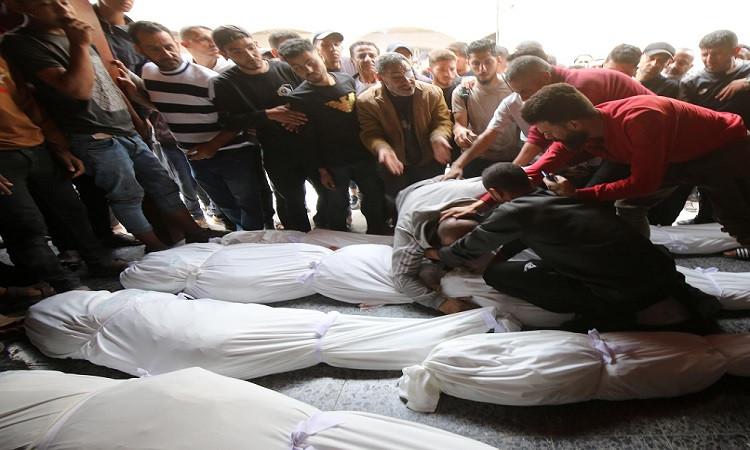 ارتفاع حصيلة الشهداء بغزة إلى 51,157 والإصابات إلى 116,724 ارتفاع حصيلة الشهداء بغزة إلى 51,157 والإصابات إلى 116,724