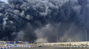 ارتفاع عدد ضحايا انفجار ميناء بندر عباس الإيراني إلى 46 قتيلًا