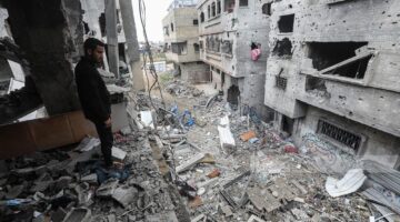 استشهاد 17 فلسطينيًا بينهم أطفال في قصف إسرائيلي على خان يونس وغزة