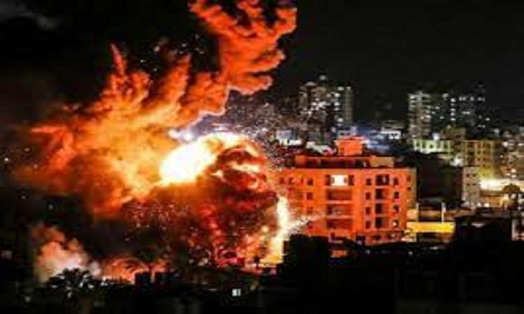 استشهاد 6 فلسطينين وإصابة آخرين في قصف الاحتلال لمدرسة بمخيم جباليا استشهاد 6 فلسطينين وإصابة آخرين في قصف الاحتلال لمدرسة بمخيم جباليا