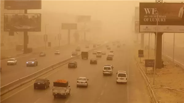 «الأرصاد» تكشف حالة الطقس خلال الساعات المقبلة وموعد انتهاء العاصفة الترابية