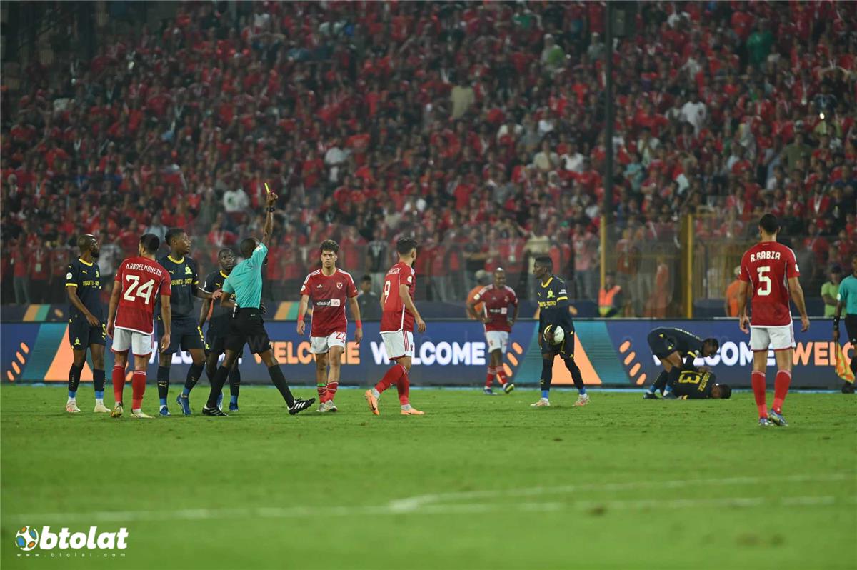 الأهلي في مهمة صعبة أمام صن داونز بذهاب نصف نهائي دوري أبطال إفريقيا الأهلي في مهمة صعبة أمام صن داونز بذهاب نصف نهائي دوري أبطال إفريقيا