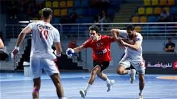 الأهلي ينهي الشوط الأول متقدما على الزمالك بنهائي كأس مصر لكرة االيد الأهلي ينهي الشوط الأول متقدما على الزمالك بنهائي كأس مصر لكرة االيد