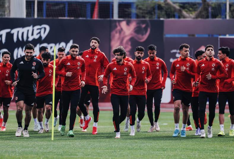 الأهلي يُعلن في بيان رسمي توجيه الشكر لمحمد رمضان المدير الرياضي