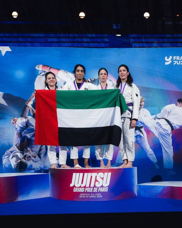 الإمارات تحصد 6 ميداليات في أول أيام بطولة باريس للجوجيتسو