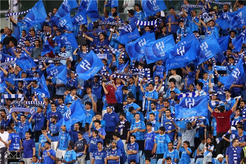الاتحاد الآسيوي يعاقب الهلال قبل موقعة الأهلي