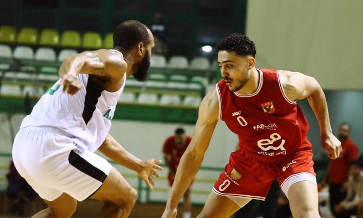 الاتحاد السكندري يخطف صدارة دوري السوبر لكرة السلة بالفوز على الأهلي 85-73