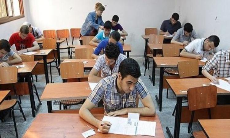 التعليم تواصل إتاحة نماذج استرشادية لامتحانات الثانوية على موقع الوزارة