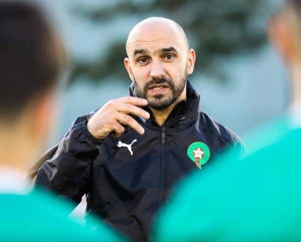 الركراكي يلتقي عبد اللاوي وسنادي في إسبانيا