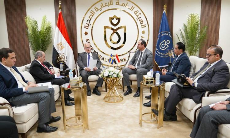 السبكي يبحث مع سفير السويد بمصر سبل تعزيز التعاون بمجالات الرعاية الصحية