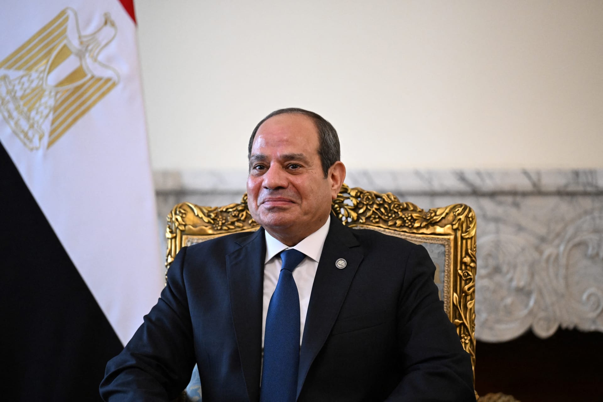 “السيسي”: استبدال رسوم الهيئات بضريبة إضافية من صافي الربح تيسيرًا على المستثمرين