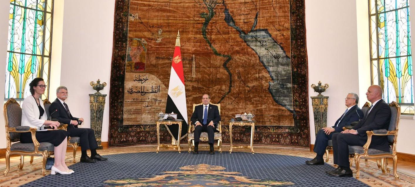 السيسي يستقبل رئيس برلمان المجر ويستعرض جهود وقف إطلاق النار في غزة