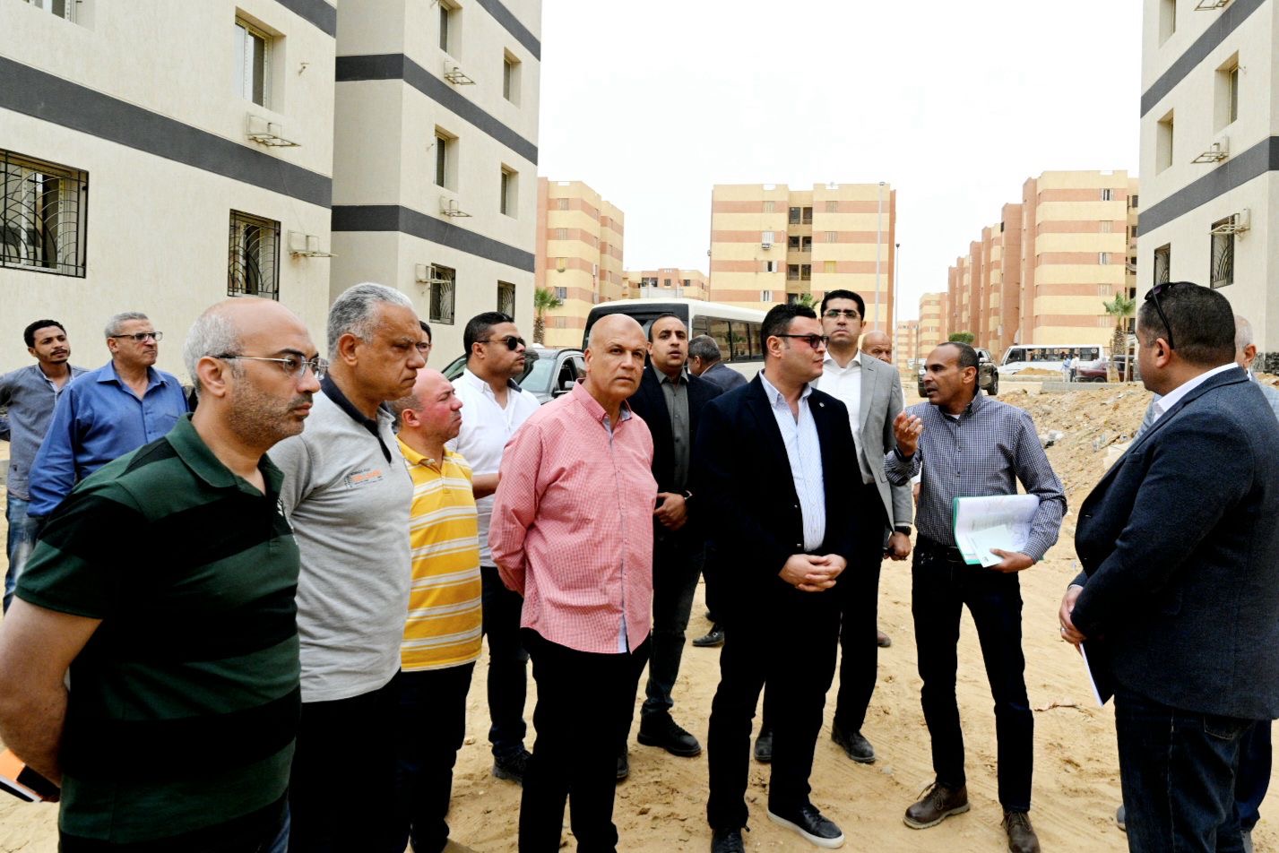 الشربيني يكشف آخر تطورات ومعدلات تنفيذ مشروع الإسكان المتوسط بمدينة بدر