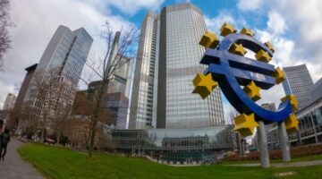 المستهلكون الأوروبيون يرفعون توقعاتهم للتضخم بسبب الحرب التجارية