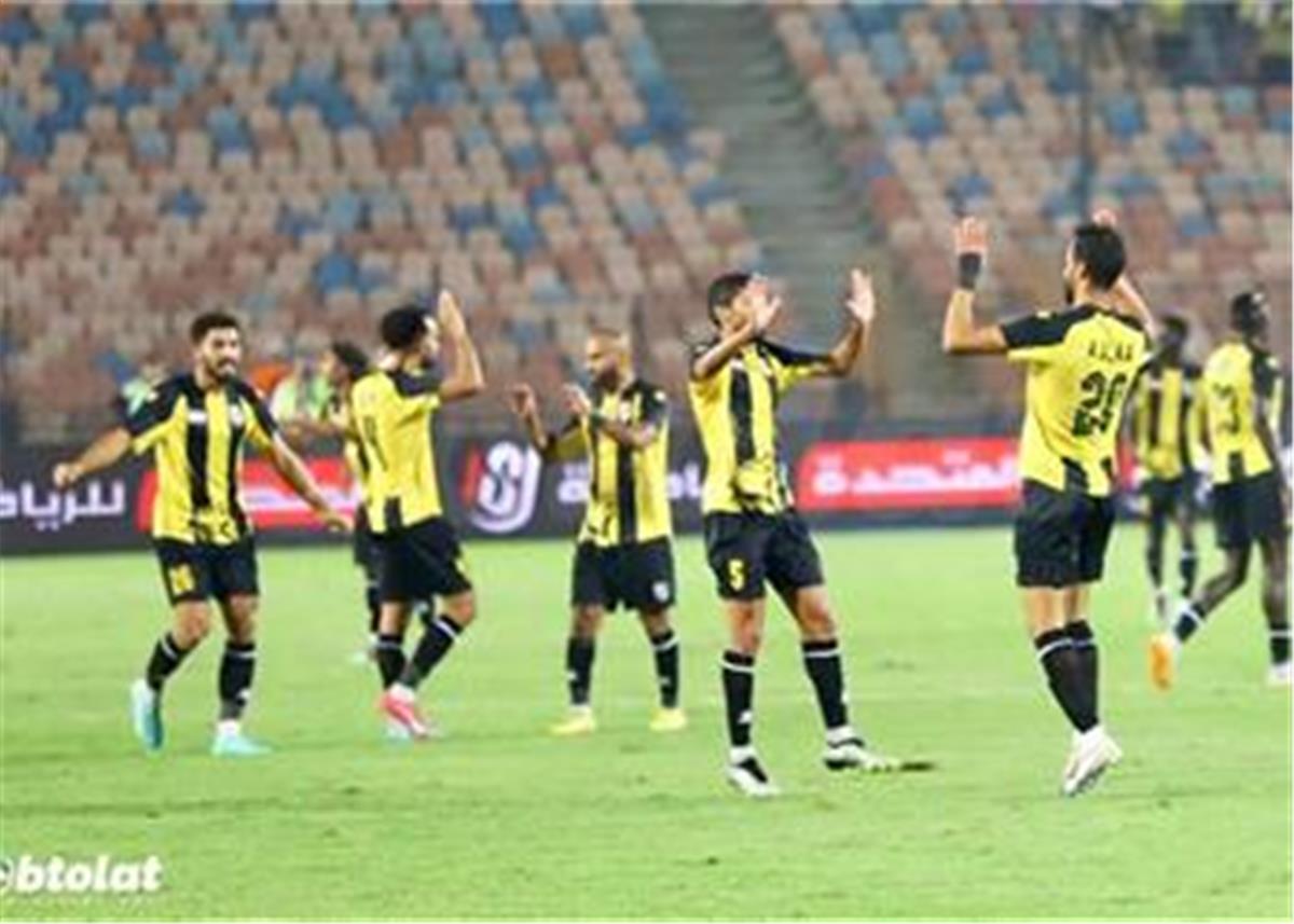 المقاولون العرب يوضح حقيقة عرض الأهلي لضم حارسه المعار