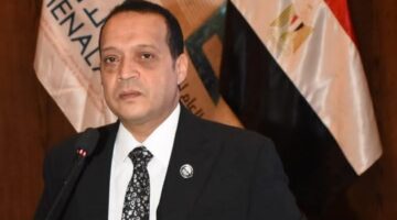 النائب خالد أبو الوفا يتقدم بطلب مناقشة عامة حول توطين التكنولوجيا بشركات قطاع الأعمال