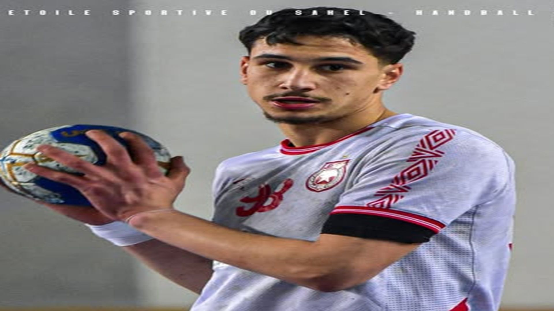 النجم الساحلي يحبط الإفريقي في نصف نهائي دوري اليد