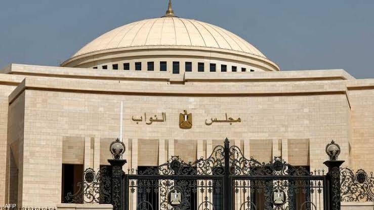 النواب يوافق نهائيًا على قانون العمل الجديد