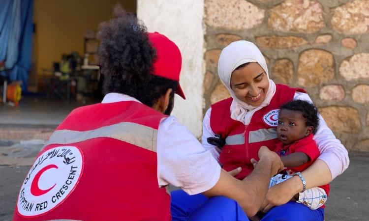 الهلال الأحمر المصري: قدمنا مساعدات إغاثية لآلاف المتضررين في السودان