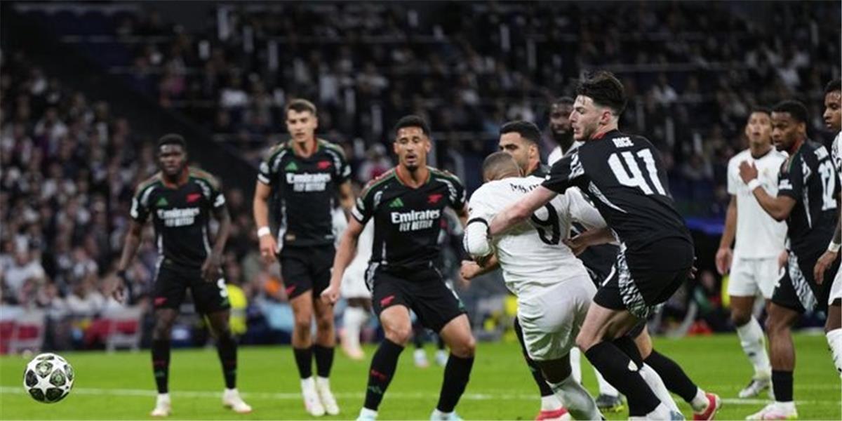 اليويفا يعلن سبب إلغاء ركلة جزاء ريال مدريد أمام آرسنال في دوري أبطال أوروبا اليويفا يعلن سبب إلغاء ركلة جزاء ريال مدريد أمام آرسنال في دوري أبطال أوروبا
