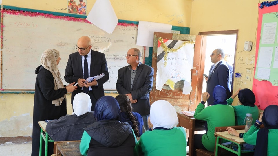 مواصفات امتحان اللغة الإنجليزية الثانوية العامة نظام قديم 2025