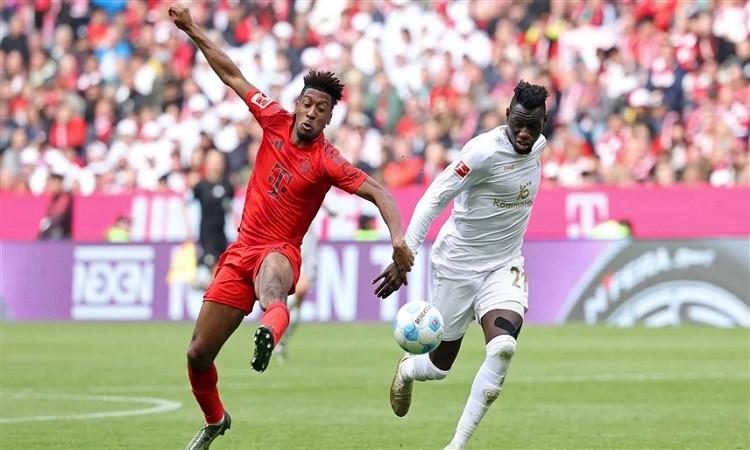 بايرن ميونخ يفوز على ماينز بثلاثية نظيفة في الدوري الألماني