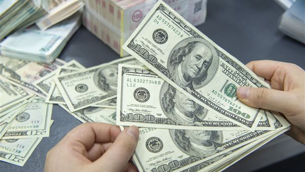 بدائل الدولار.. إزاي العالم بيستعد لنهاية زمن العملة الخضراء؟