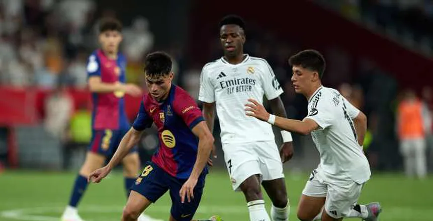برشلونة يتوج بـ لقب كأس ملك إسبانيا بثلاثية في شباك ريال مدريد برشلونة يتوج بـ لقب كأس ملك إسبانيا بثلاثية في شباك ريال مدريد