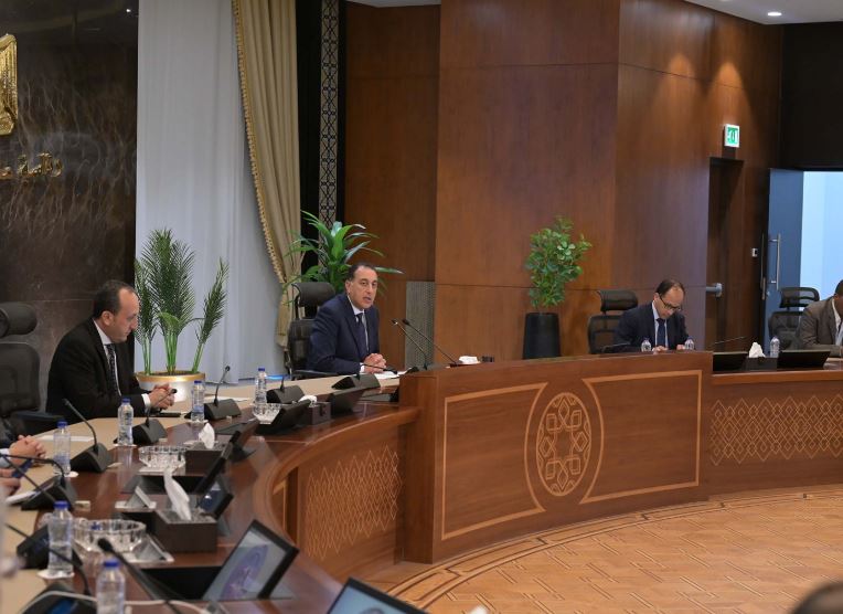 مدبولي يعلن إضافة 1150 ميجاوات للشبكة القومية للكهرباء استعدادا للصيف
