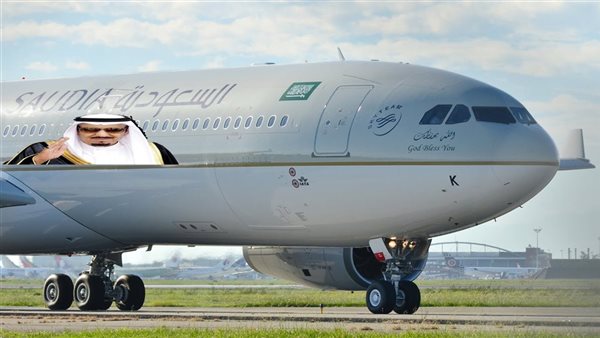 بعد إصابة راكب تركي بغيبوبة.. هبوط اضطراري لطائرة سعودية في مطار القاهرة