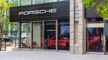 بورشه تخفّض توقعات 2025 بسبب الرسوم وتراجع الصين