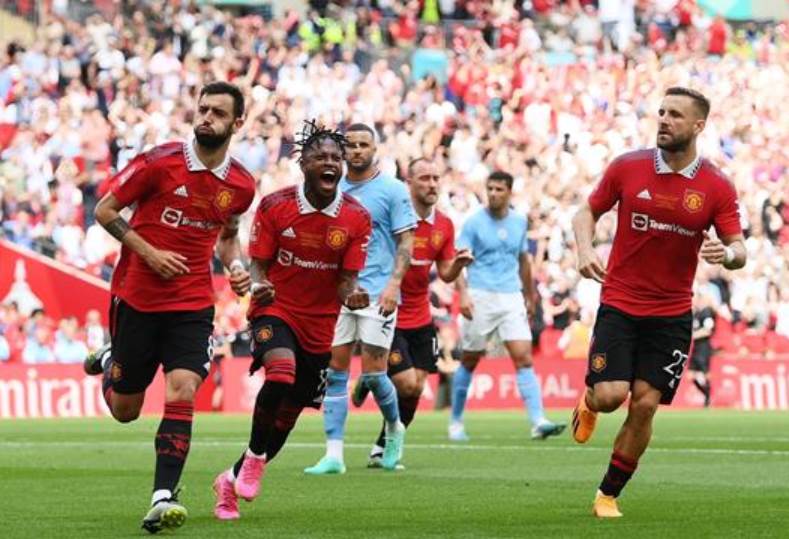 بورنموث يستدرج مانشستر يونايتد في الدوري الإنجليزي