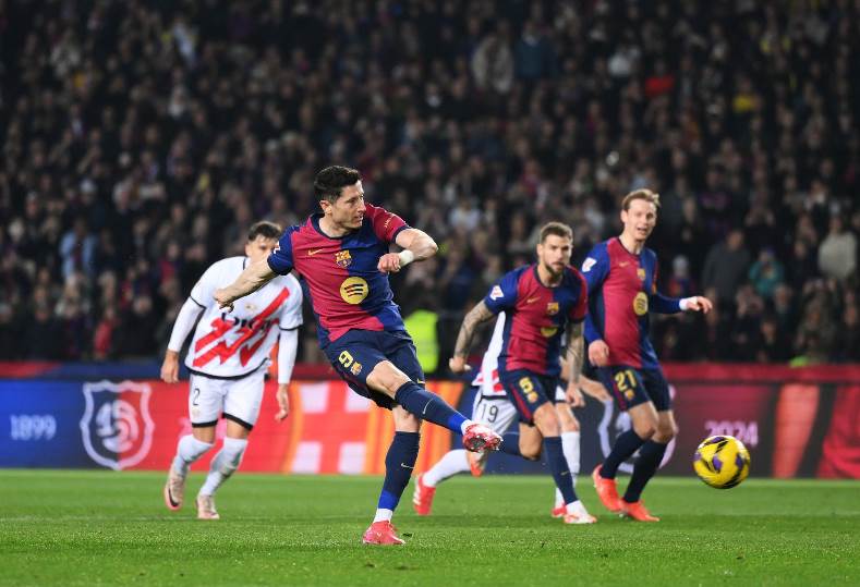 بوروسيا دورتموند في مواجهة صعبة ضد برشلونة بـ ربع نهائي دوري أبطال أوروبا بوروسيا دورتموند في مواجهة صعبة ضد برشلونة بـ ربع نهائي دوري أبطال أوروبا