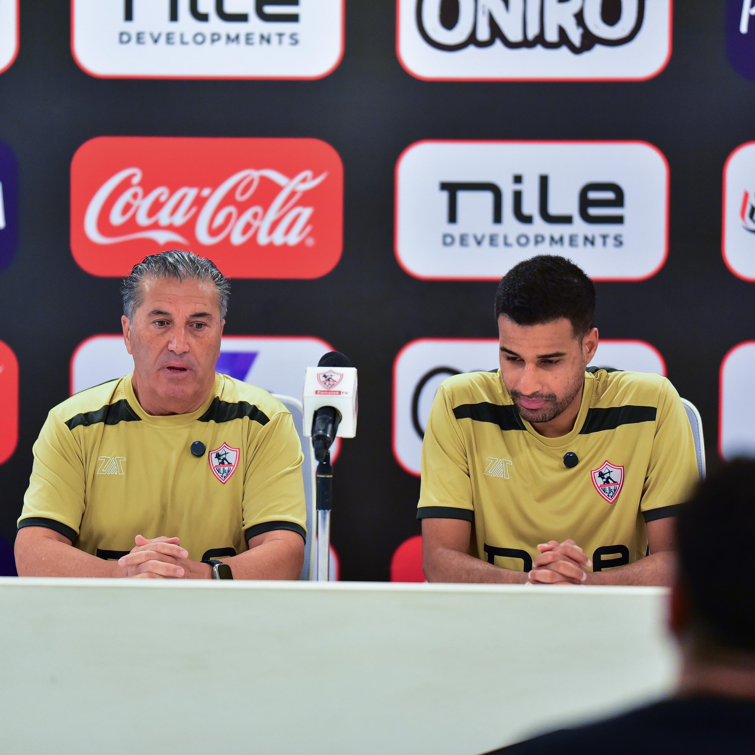 بيسيرو: لا يوجد مدرب يعمل مع أكثر من 30 لاعبًا.. وهذا ردي بشأن الرحيل عن الزمالك