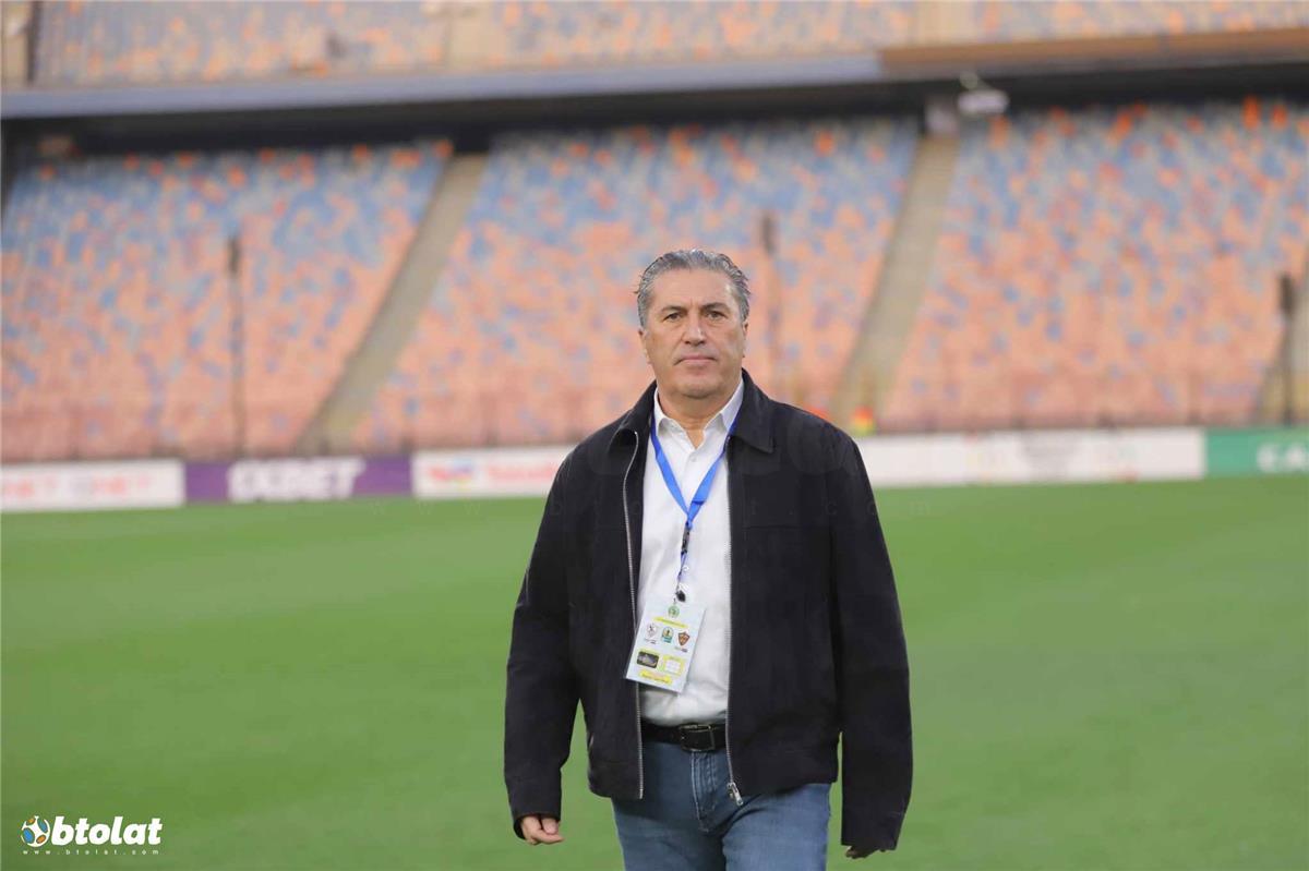 بيسيرو يوضح حقيقة غضبه بسبب رحيل زيزو عن الزمالك