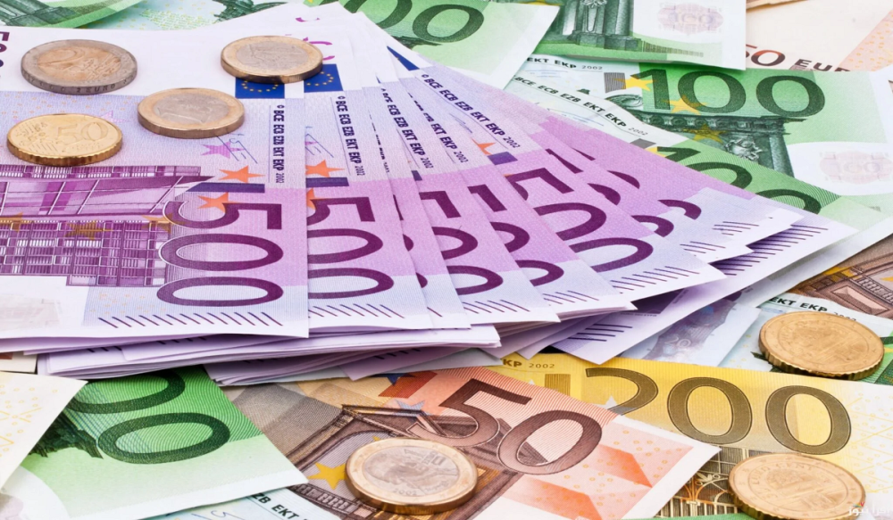 تراجع سعر اليورو في مصر اليوم الأربعاء 30 أبريل 2025