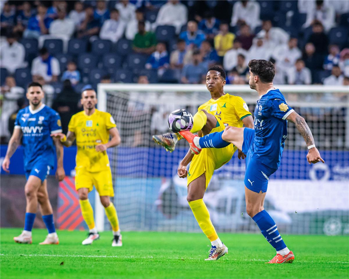 ترتيب الدوري السعودي بعد فوز الهلال على الخليج ترتيب الدوري السعودي بعد فوز الهلال على الخليج