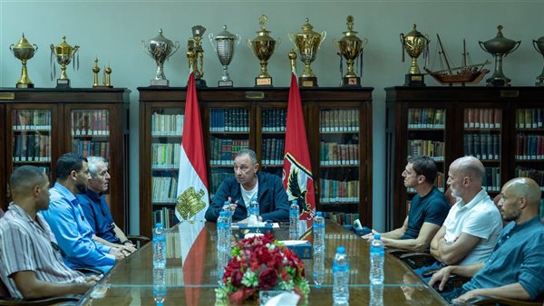تفاصيل أزمة الأهلي وكولر.. جلسة حاسمة مرتقبة مع وكيله دينو لامبرتي