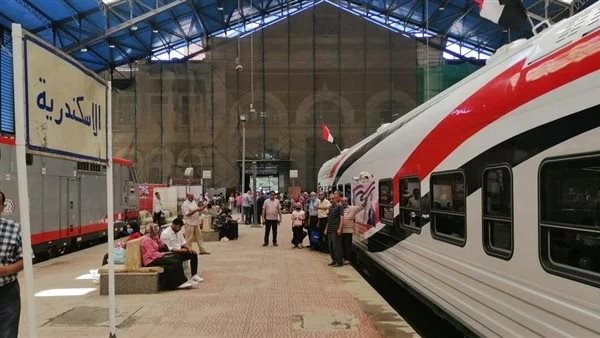تفاصيل إطلاق قطار النزهة بين القاهرة والإسكندرية في شم النسيم .. التذكرة لاترد