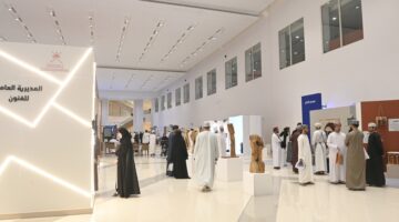 جلسة حوارية حول دور المسرح في تنمية الوعي الثقافي