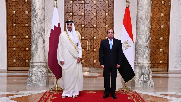 خبير اقتصادي: زيارة الرئيس السيسي إلى قطر تعكس التشجيع على استدامة تدفق الاستثمارات الأجنبية المباشرة خبير اقتصادي: زيارة الرئيس السيسي إلى قطر تعكس التشجيع على استدامة تدفق الاستثمارات الأجنبية المباشرة