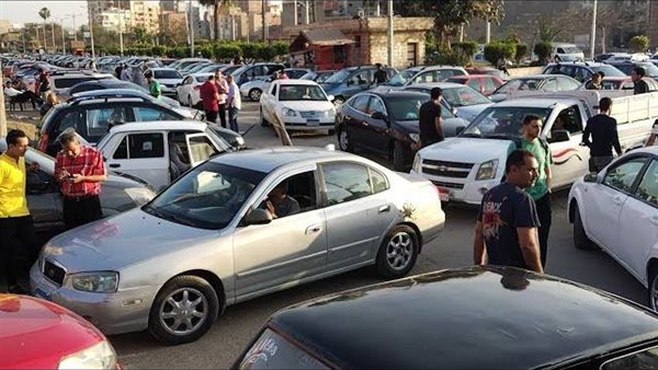 خبير: السوق المصري ضعيف في شراء السيارات والتصنيع المحلي هو الحل