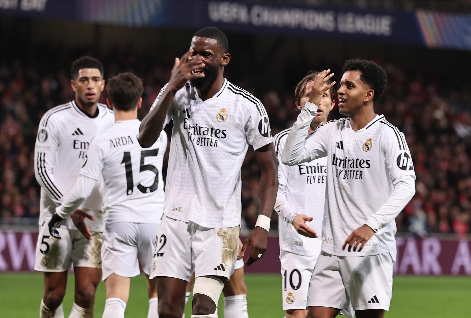 خطر الجراحة يهدد نجم ريال مدريد