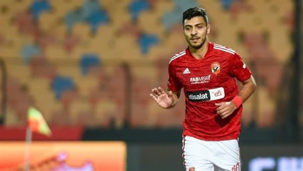 خوفا من الزمالك.. الأهلي يعرض محمد شريف على كولر للمرة الأخيرة (خاص)