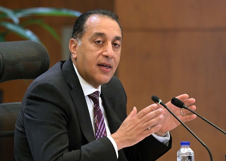 رئيس الوزراء: بدء تفعيل المرحلة الأولى من مبادرة الـ30 مليار جنيه لدعم الصناعة رئيس الوزراء: بدء تفعيل المرحلة الأولى من مبادرة الـ30 مليار جنيه لدعم الصناعة