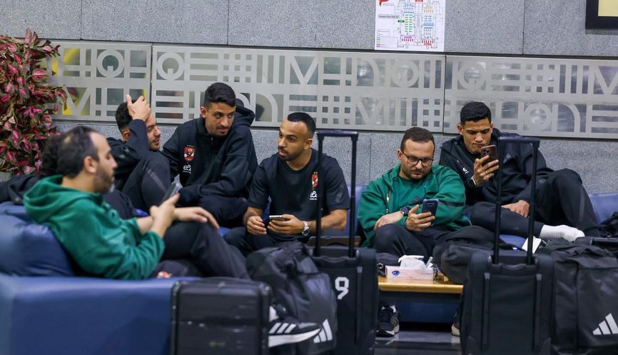 رسميًا.. الأهلي يتوجه لجنوب أفريقيا بعد انتهاء أزمة الطائرة