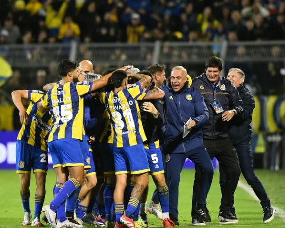 روزاريو سنترال يرتقي لصدارة الدوري الأرجنتيني