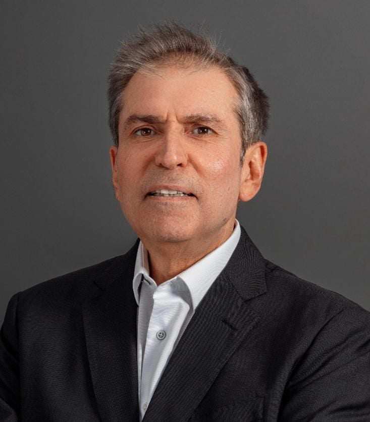 «ريدكون بروبرتيز» تعيّن أحمد توني رئيسًا تنفيذيًا للشركة «ريدكون بروبرتيز» تعيّن أحمد توني رئيسًا تنفيذيًا للشركة