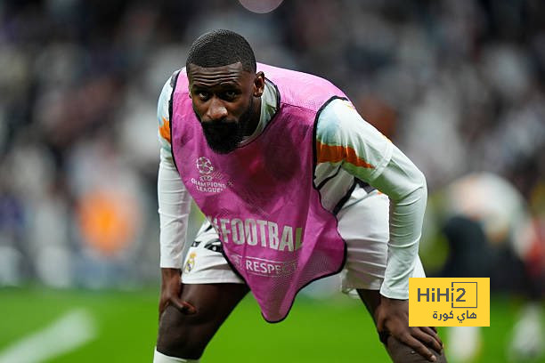 صور.. ريال مدريد يختتم عمليات الاحماء قبل لقاء أرسنال صور.. ريال مدريد يختتم عمليات الاحماء قبل لقاء أرسنال