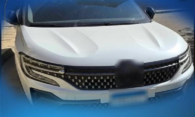 ضبط شخص بالبحيرة لطمس اللوحات المعدنية لسيارته